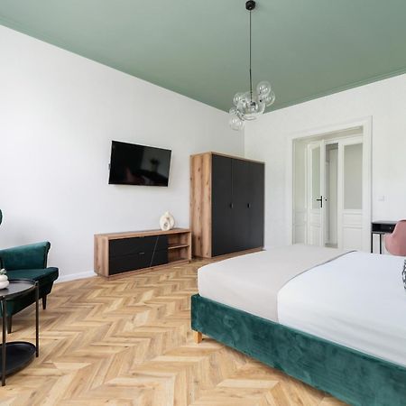 Two Bedroom Apartment - Dietla 11 Krakow Exterior photo
